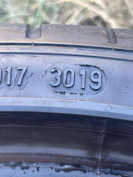 Pirelli 235/35 R20 Letnja