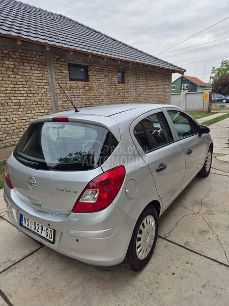 Opel Corsa D 