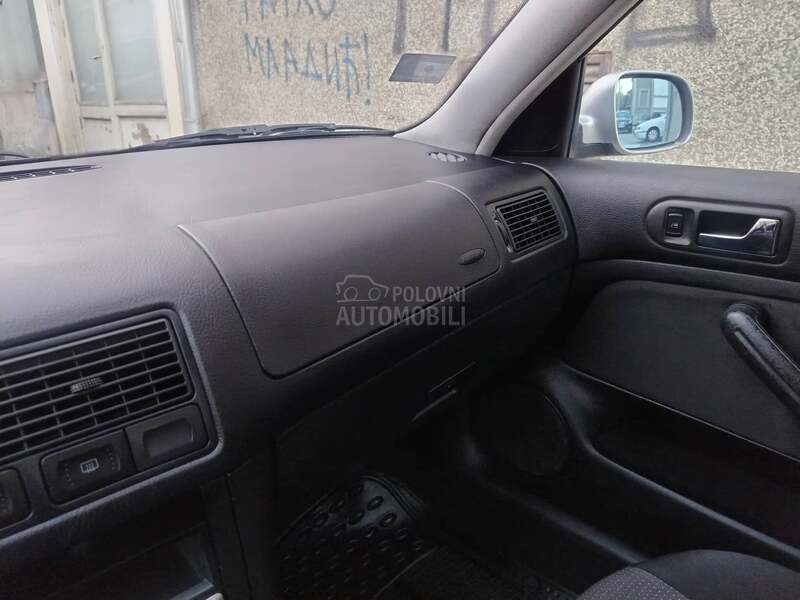 Volkswagen Golf 4 
