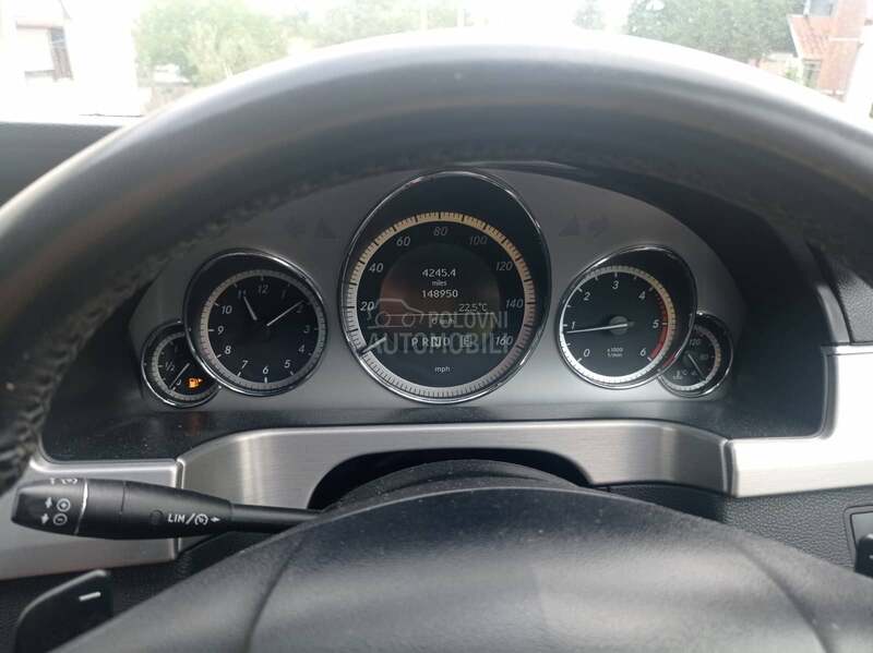 Mercedes Benz E 250 CDI  BLUEF-CY  AMG
