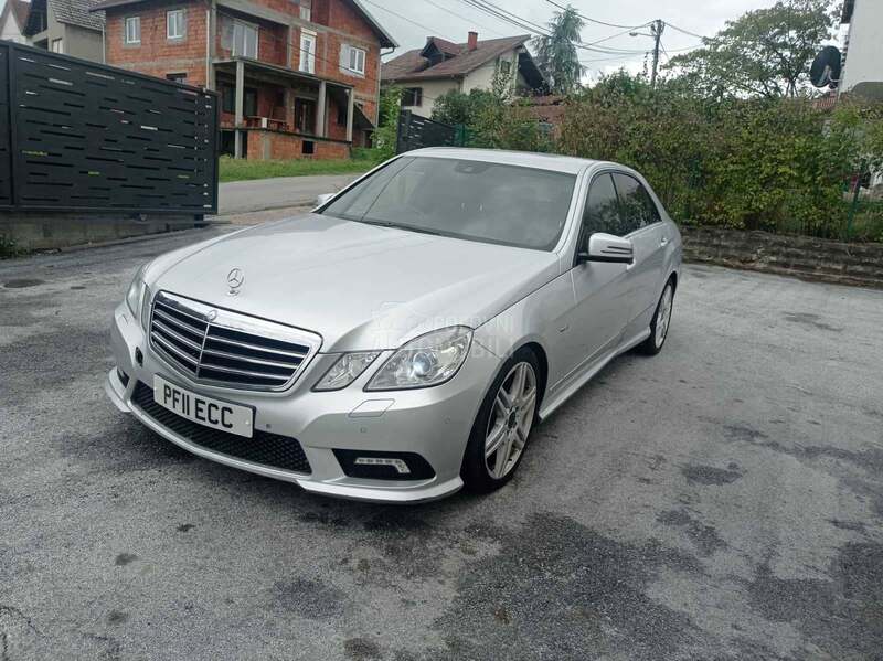 Mercedes Benz E 250 CDI  BLUEF-CY  AMG