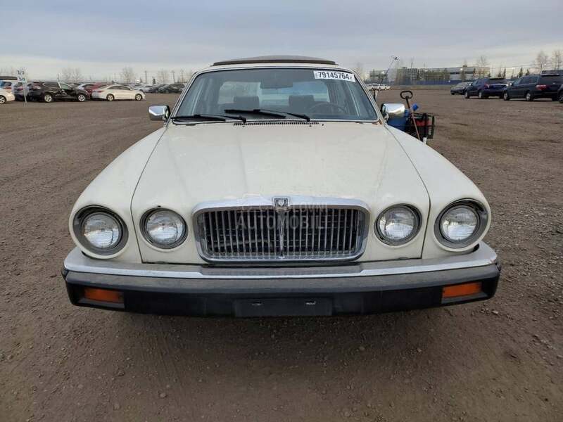 Jaguar XJ6 sovereign