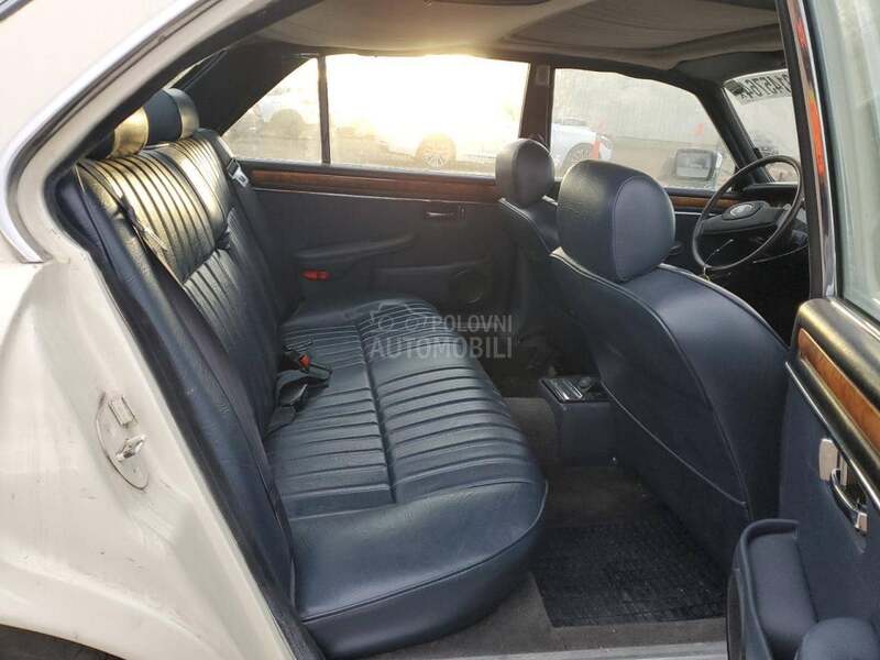 Jaguar XJ6 sovereign