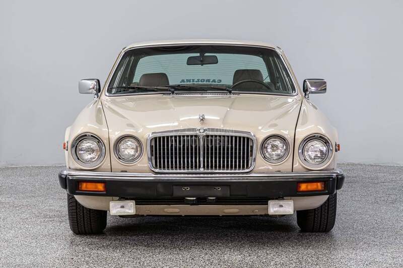 Jaguar XJ6 sovereign