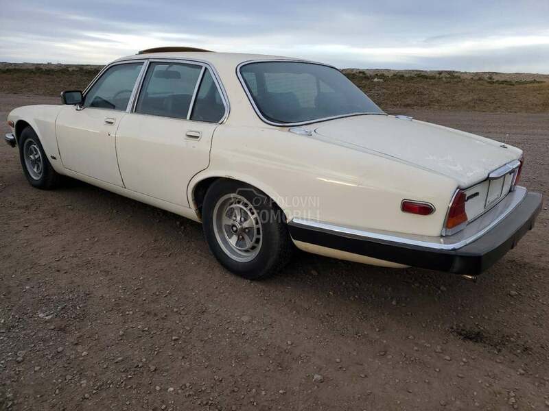 Jaguar XJ6 sovereign