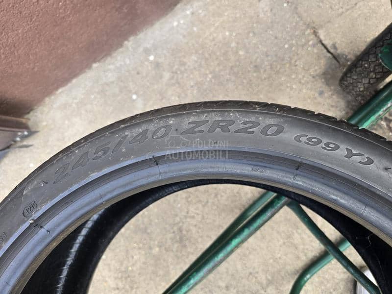 Pirelli 245/40 R20 Letnja