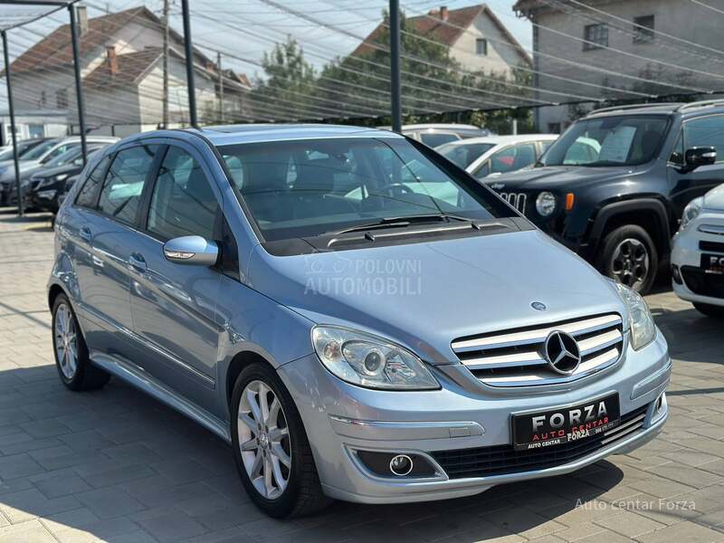 Mercedes Benz B 180 N O V / P A N O