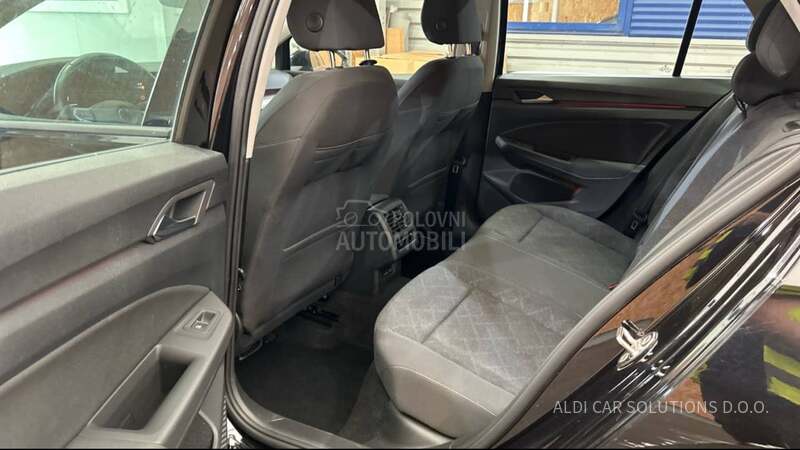 Volkswagen Golf 8 1.5eTSI