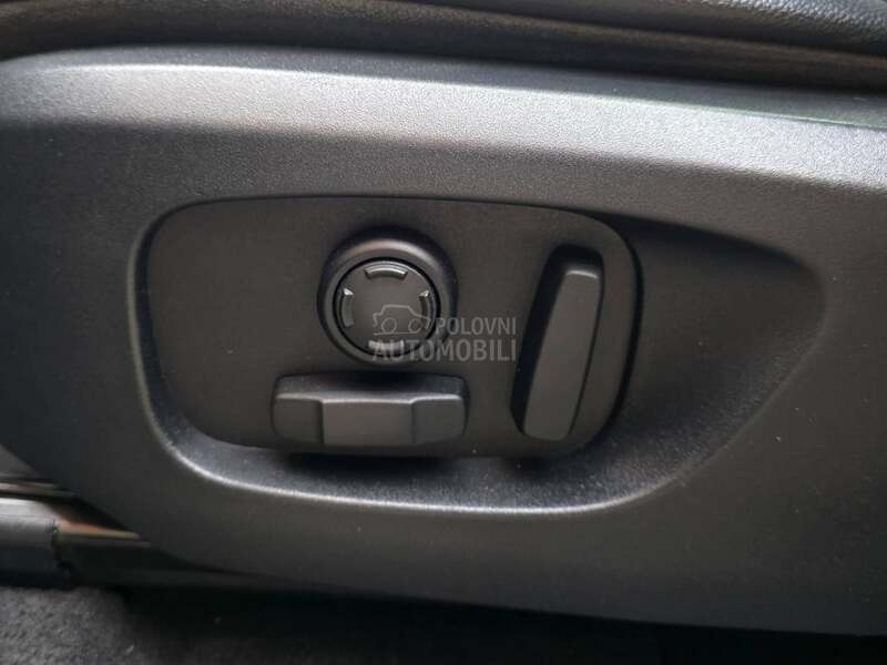 Land Rover Discovery Sport HSE TD4