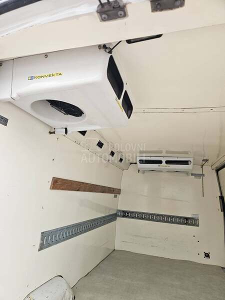 Volkswagen Crafter 2.5 tdi HLADNJACA