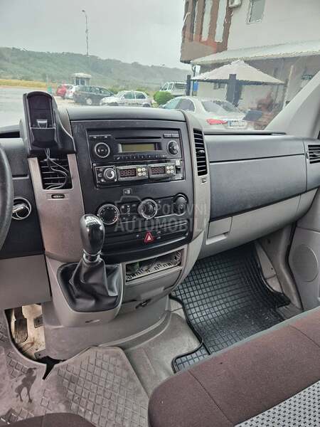 Volkswagen Crafter 2.5 tdi HLADNJACA