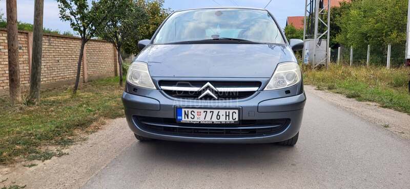 Citroen C8 2.2 hdi