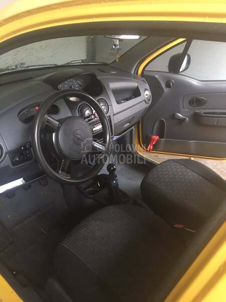 Chevrolet Spark C H