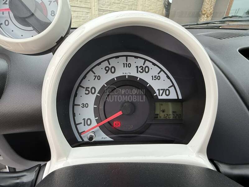 Citroen C1 1.0i