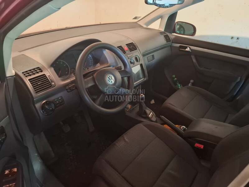 Volkswagen Touran 