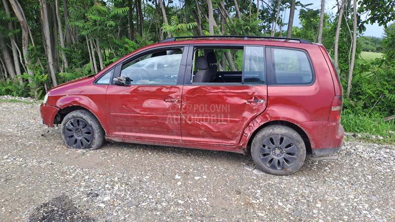 Volkswagen Touran 