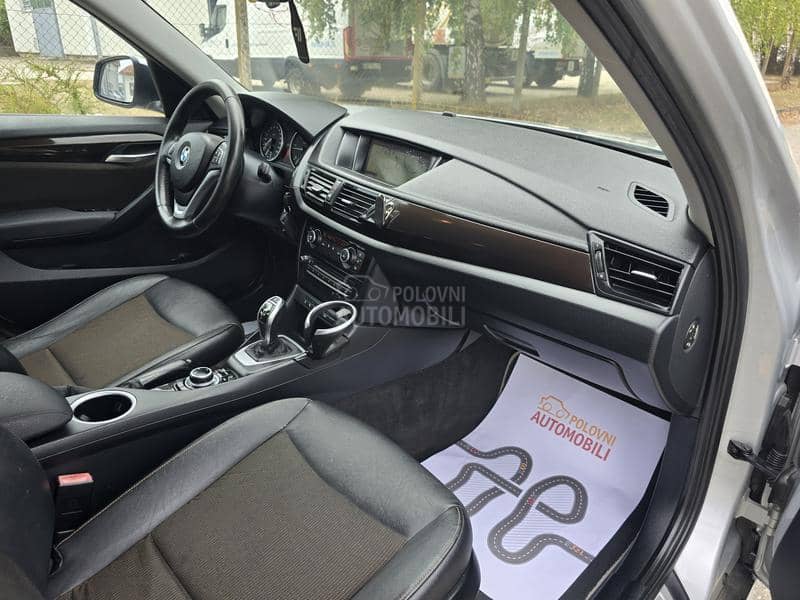 BMW X1 2.0d.  AUTO/LED