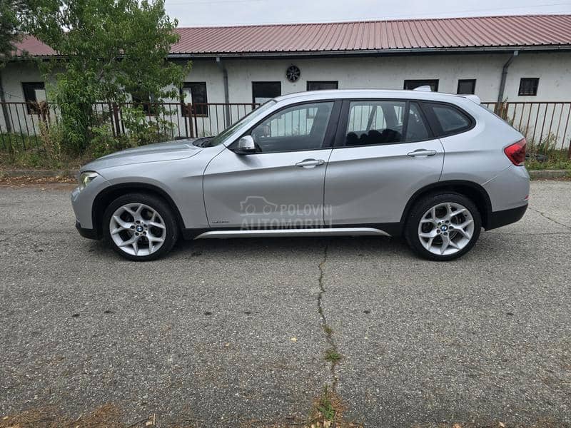 BMW X1 2.0d.  AUTO/LED