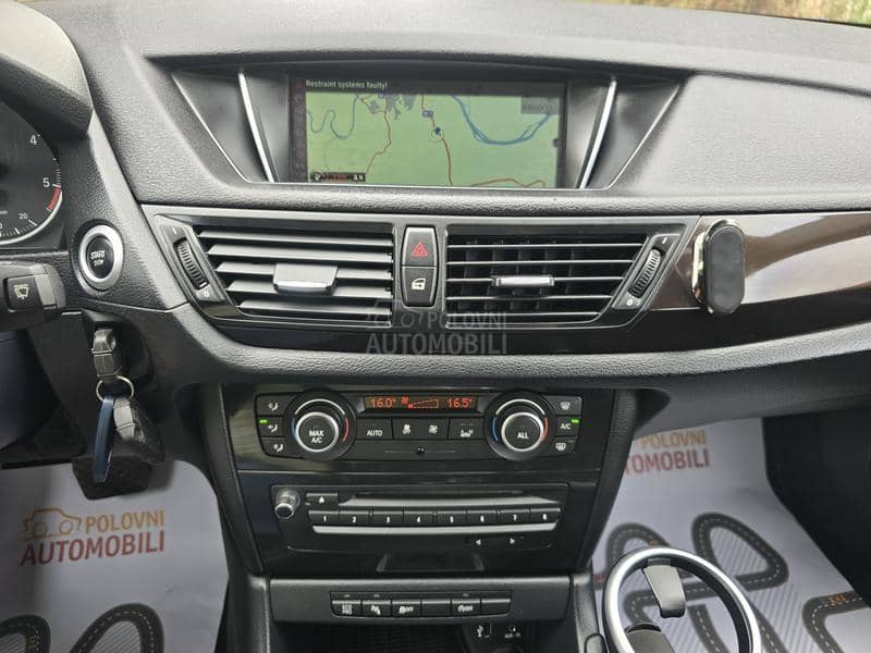 BMW X1 2.0d.  AUTO/LED