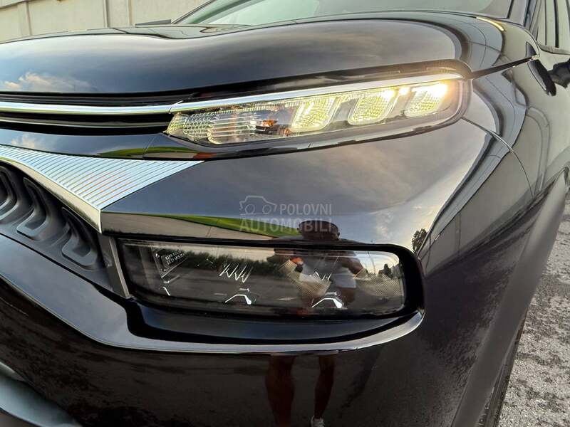 Citroen C3 Aircross 1.2 SHINE/AUT