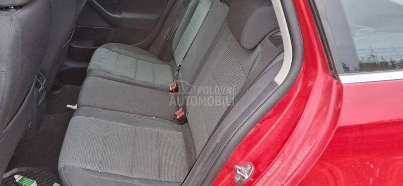Volkswagen Golf 6 1.6 CAYC 2011. god. -  kompletan auto u delovima