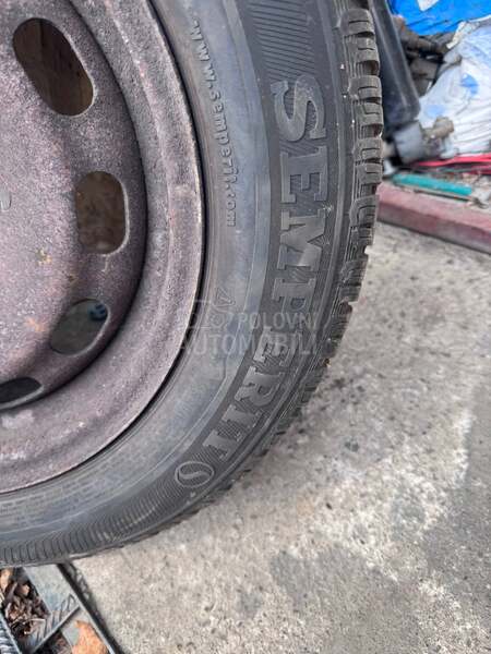Semperit 185/60 R14 Zimska