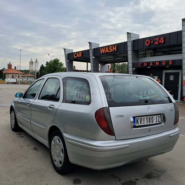 Lancia Lybra 1.9 JTD