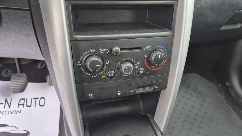 Peugeot 207 1.4TNG