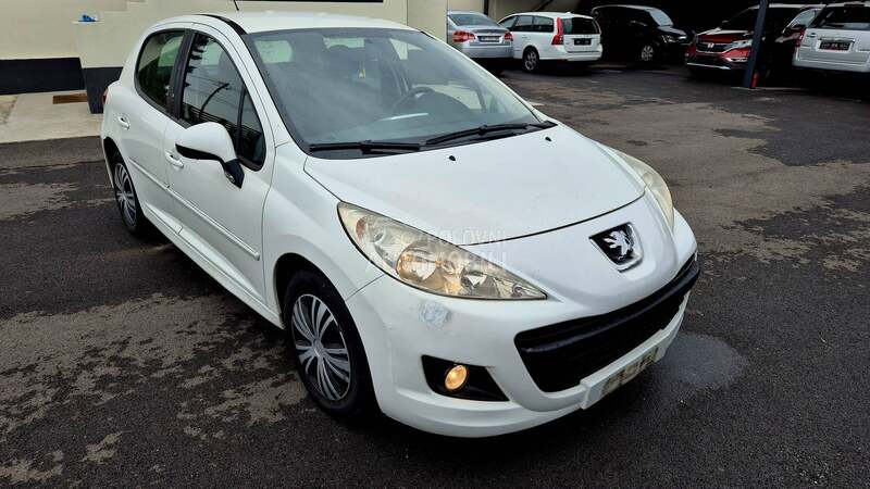 Peugeot 207 1.4TNG