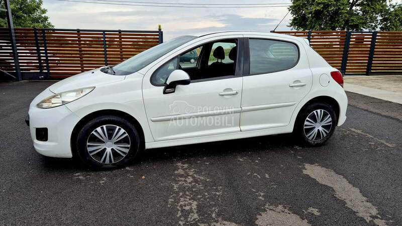 Peugeot 207 1.4TNG