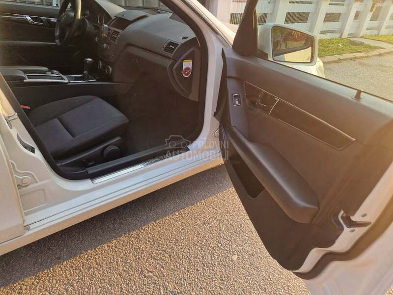 Mercedes Benz C 200 200 CDI