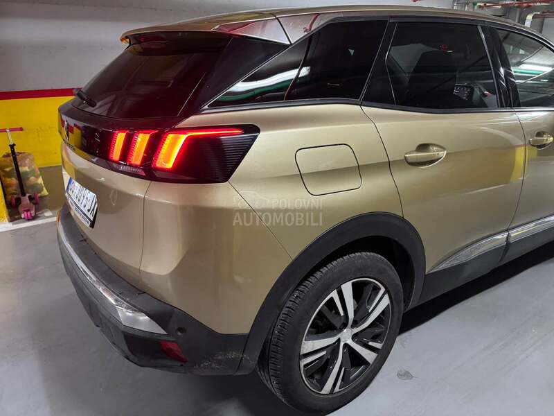 Peugeot 3008 business
