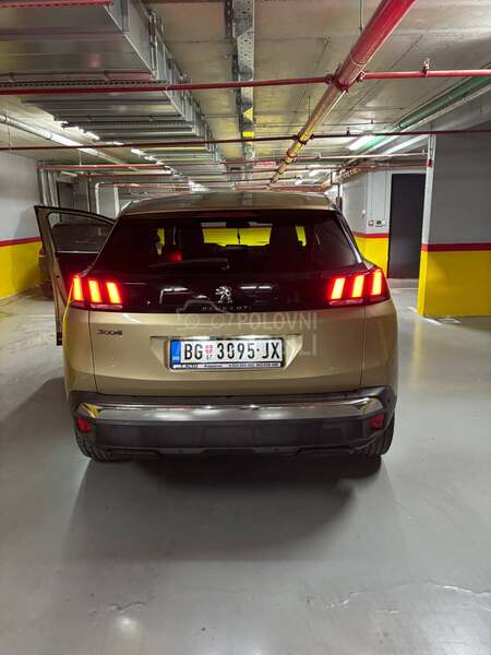 Peugeot 3008 business