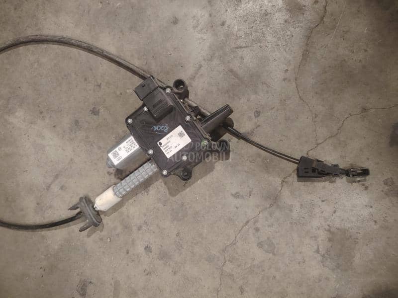 Motor elektricne kocnice