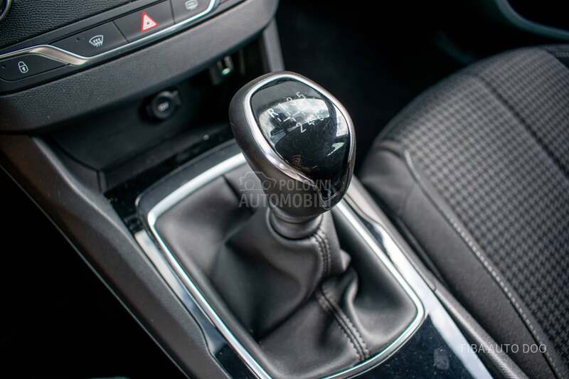 Peugeot 308 1.5hdi VIRTUEL/ALU
