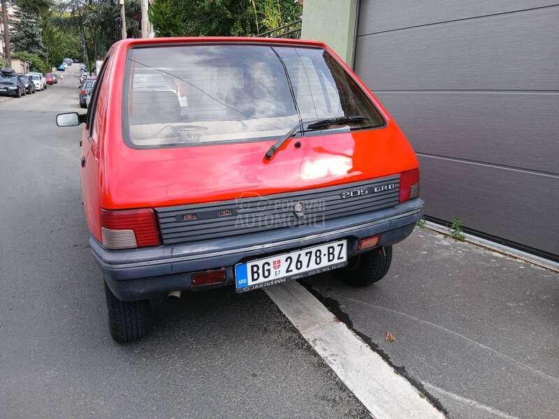 Peugeot 205 