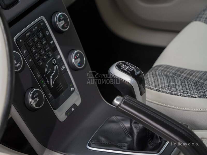 Volvo V40 2.0D Led Nav