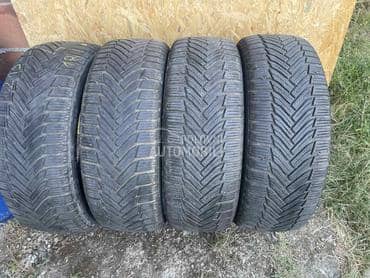 Michelin 215/55 R17 Zimska