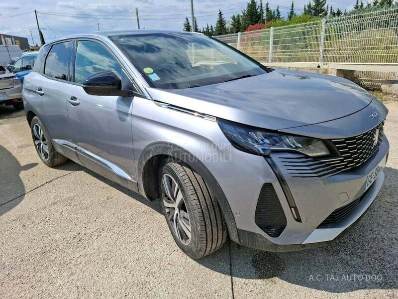 Peugeot 3008 1.5 HDI ALLURE