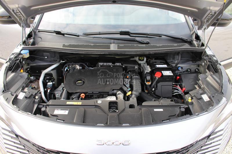 Peugeot 3008 1.5 HDI ALLURE