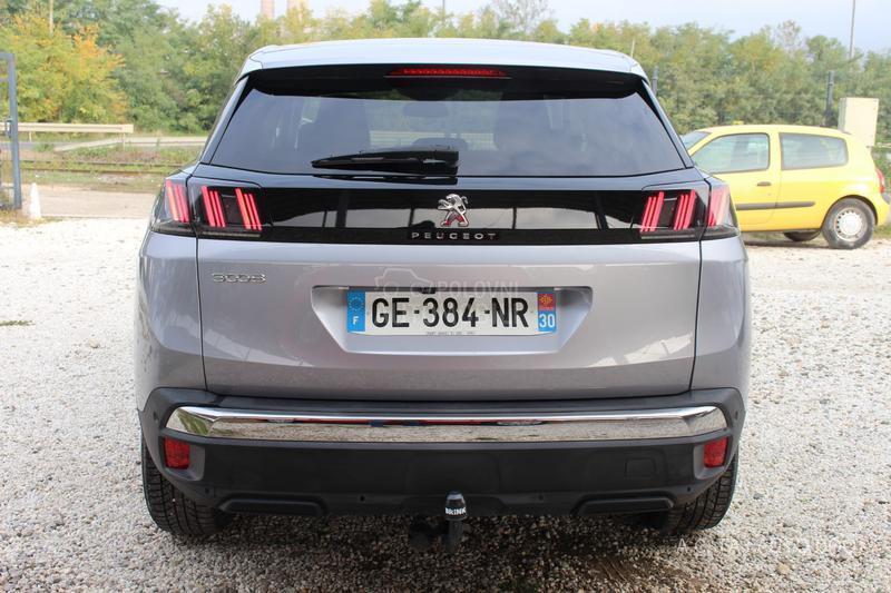 Peugeot 3008 1.5 HDI ALLURE
