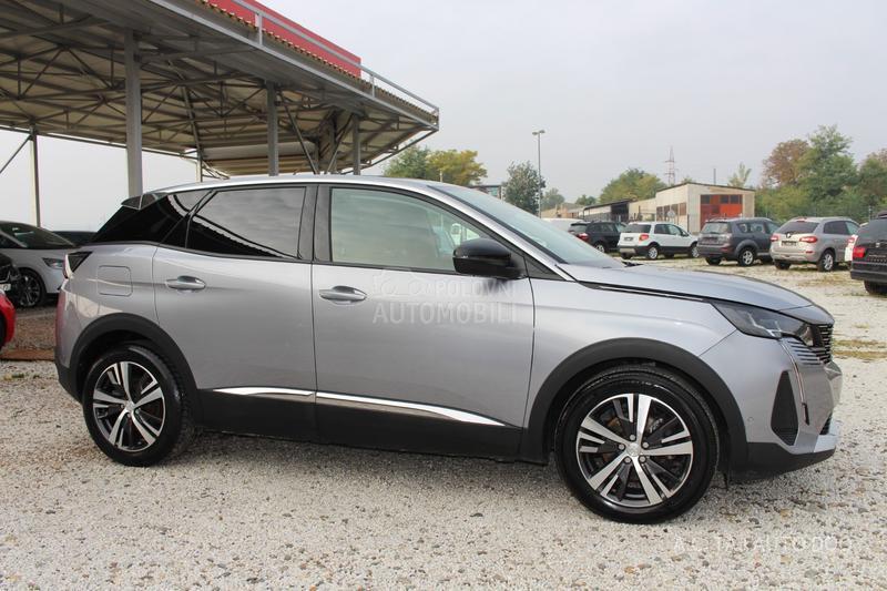 Peugeot 3008 1.5 HDI ALLURE