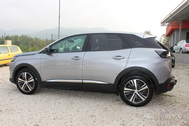 Peugeot 3008 1.5 HDI ALLURE