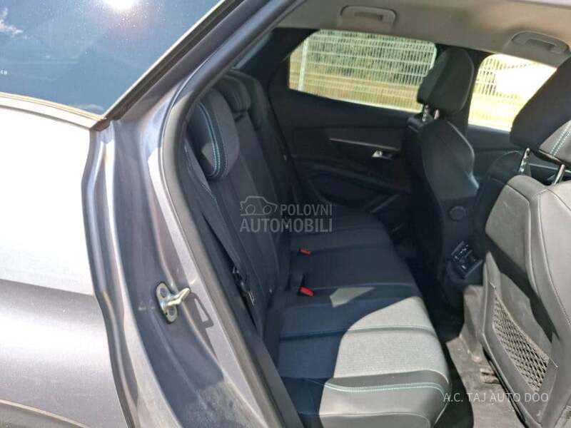 Peugeot 3008 1.5 HDI ALLURE