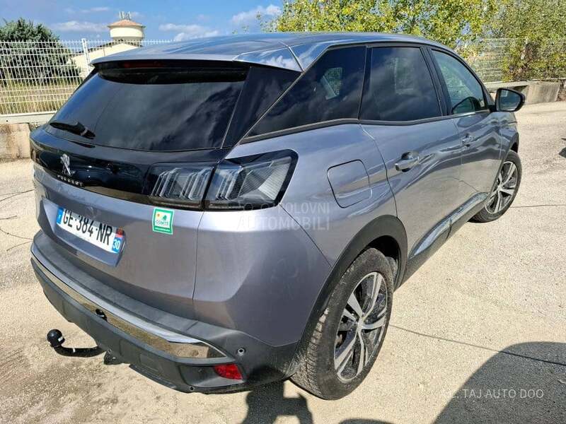 Peugeot 3008 1.5 HDI ALLURE