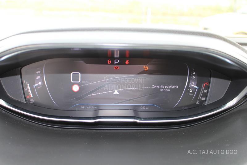 Peugeot 3008 1.5 HDI ALLURE