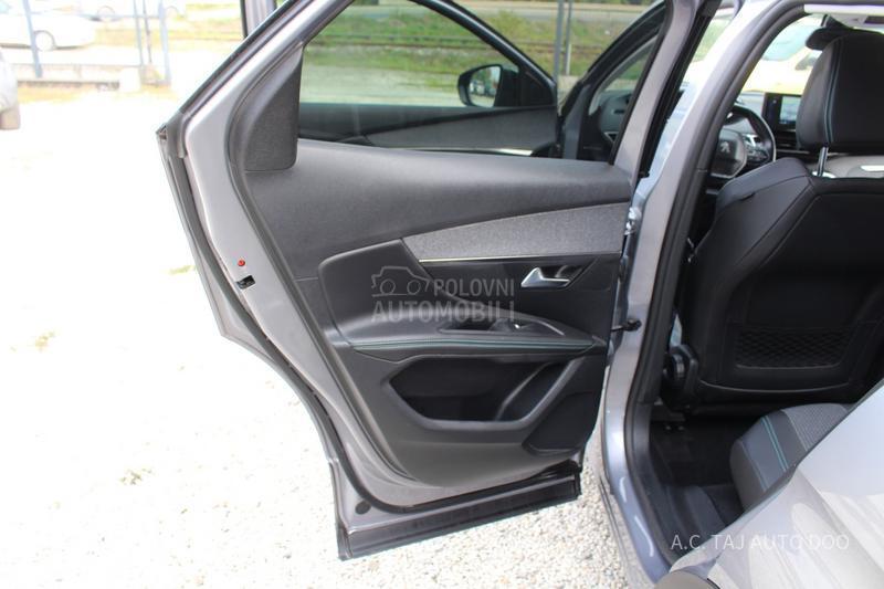Peugeot 3008 1.5 HDI ALLURE