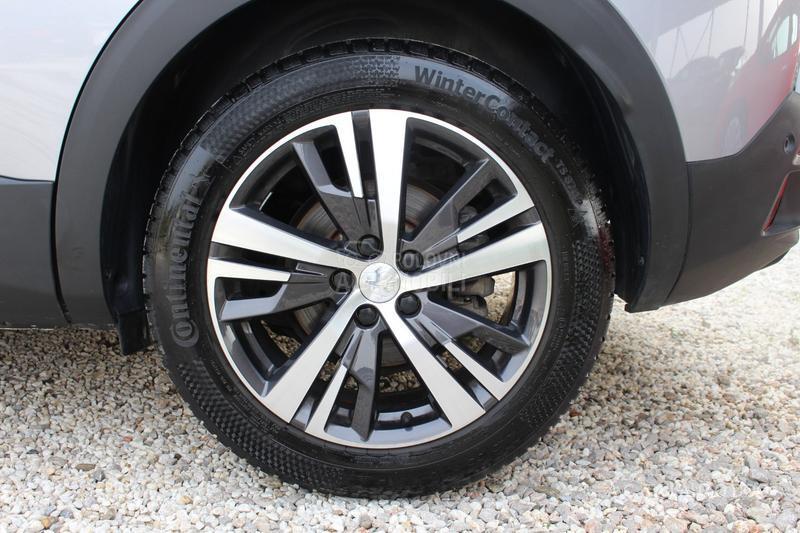 Peugeot 3008 1.5 HDI ALLURE