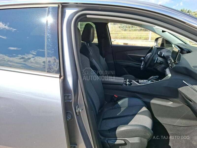 Peugeot 3008 1.5 HDI ALLURE