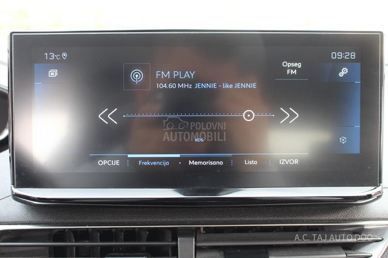 Peugeot 3008 1.5 HDI ALLURE